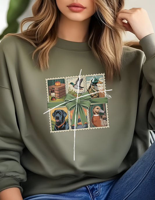 Tis The Season | Gildan Sweatshirt